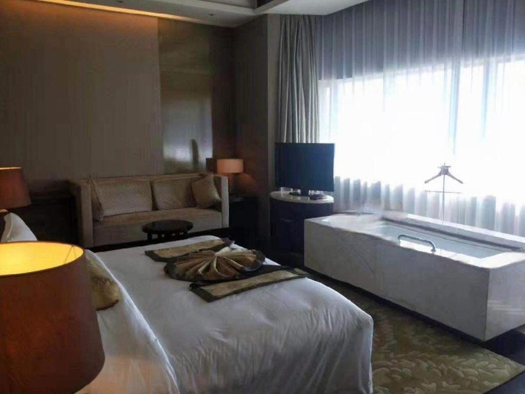 Wyndham Hotel Xian Exterior photo